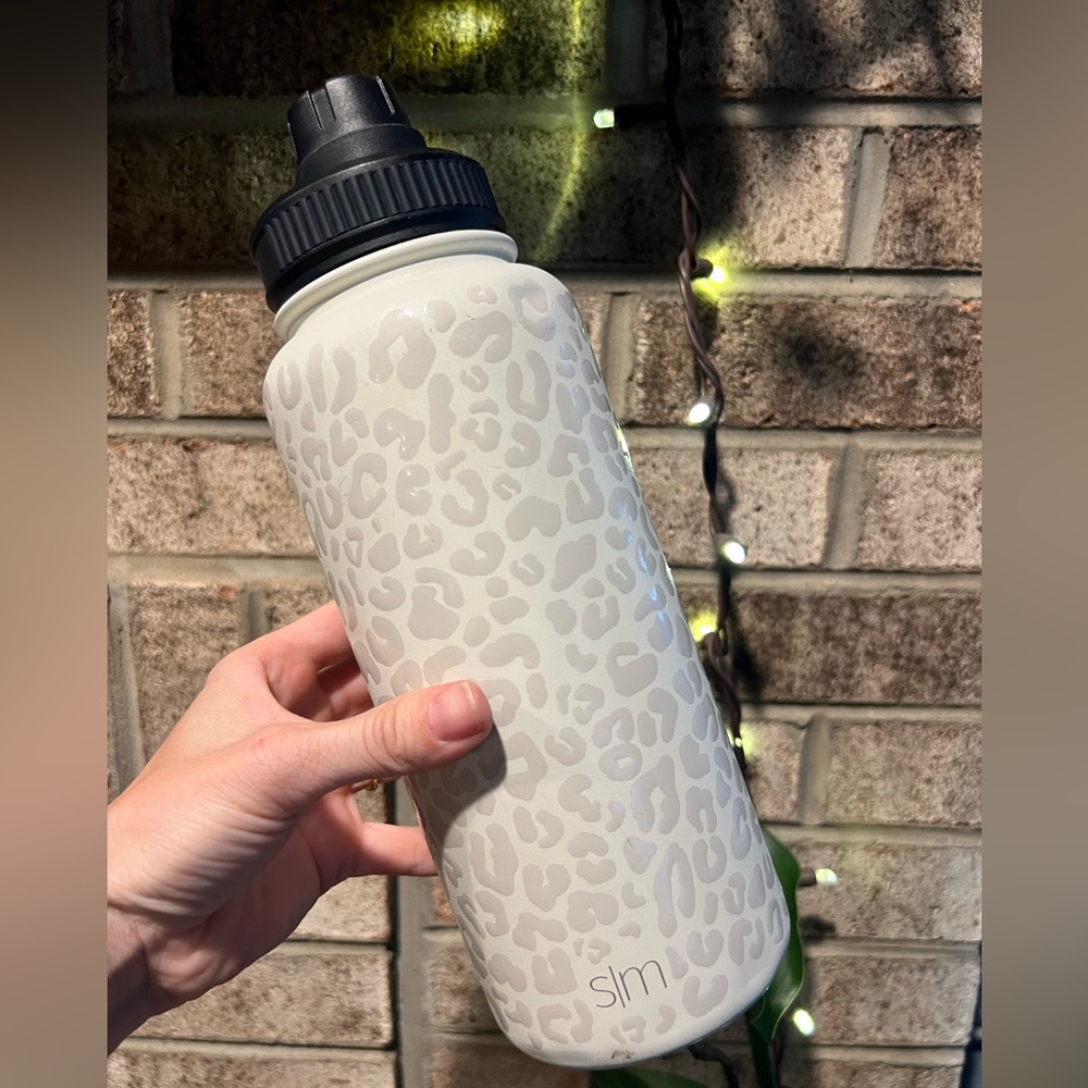 Simple Modern Cheetah Tumbler